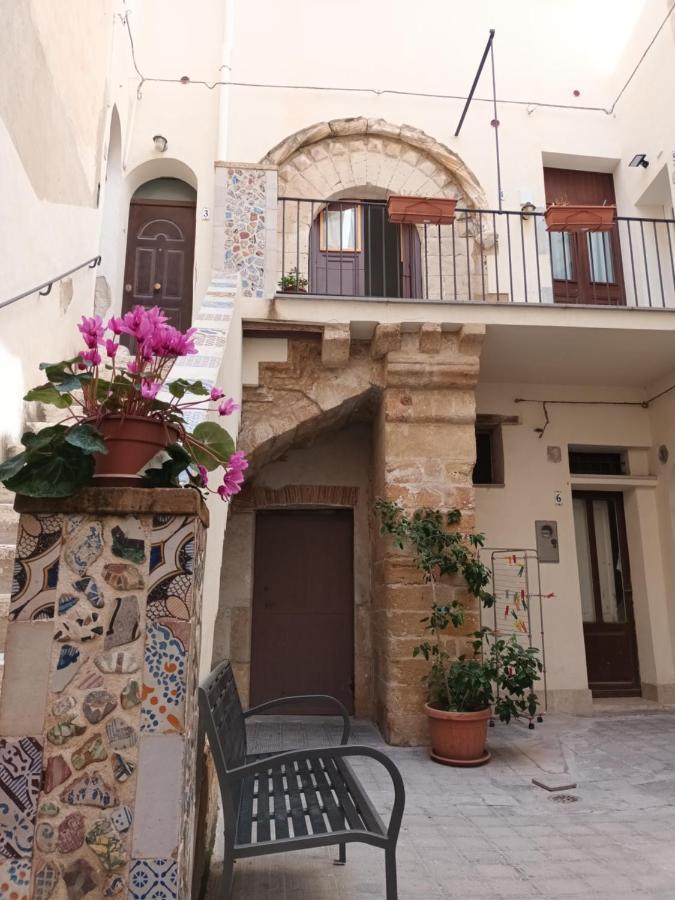 Antico Portale Lägenhet Trapani Exteriör bild